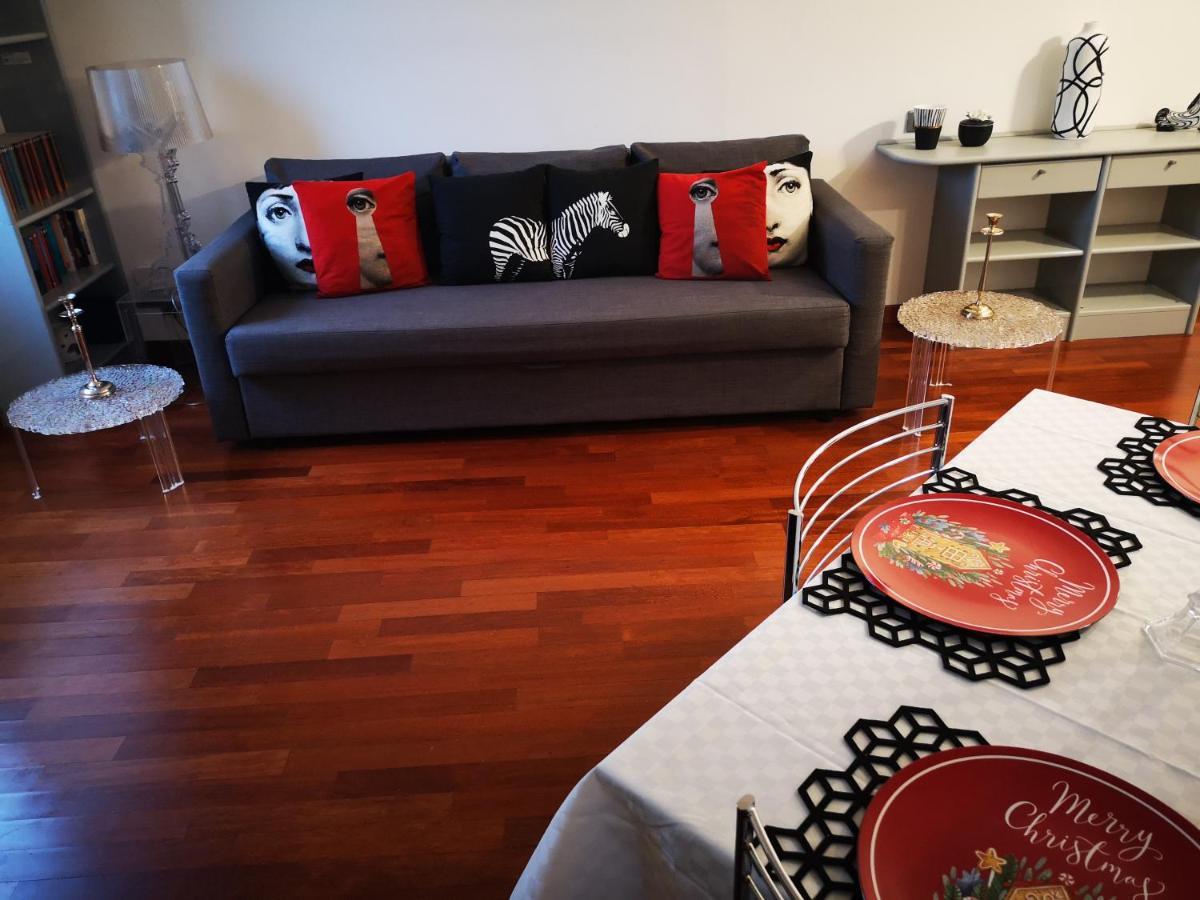 Suite Lambruschini Central With Top City View - Free Covered Parking เจนัว ภายนอก รูปภาพ